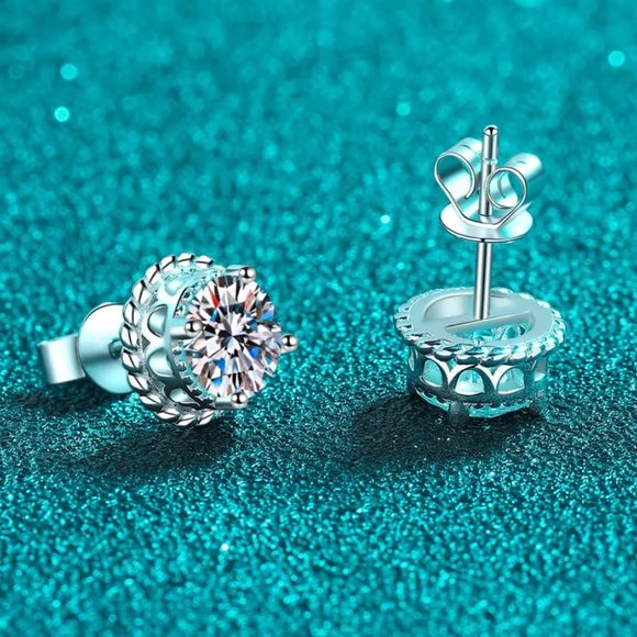 2 Carat Moissanite 925 Sterling Silver Stud Earrings - Picture 4 of 6